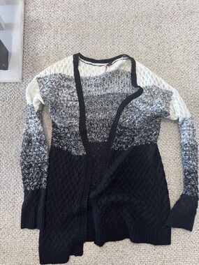 Love By Design Black & Cream Ombre Open-Front Cardigan